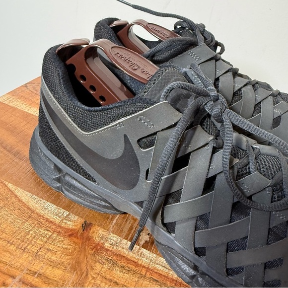 Nike Men’s Lunartrap Training Gray and Black Athletic Shoes, Size 11.5 - Picture 2 of 8